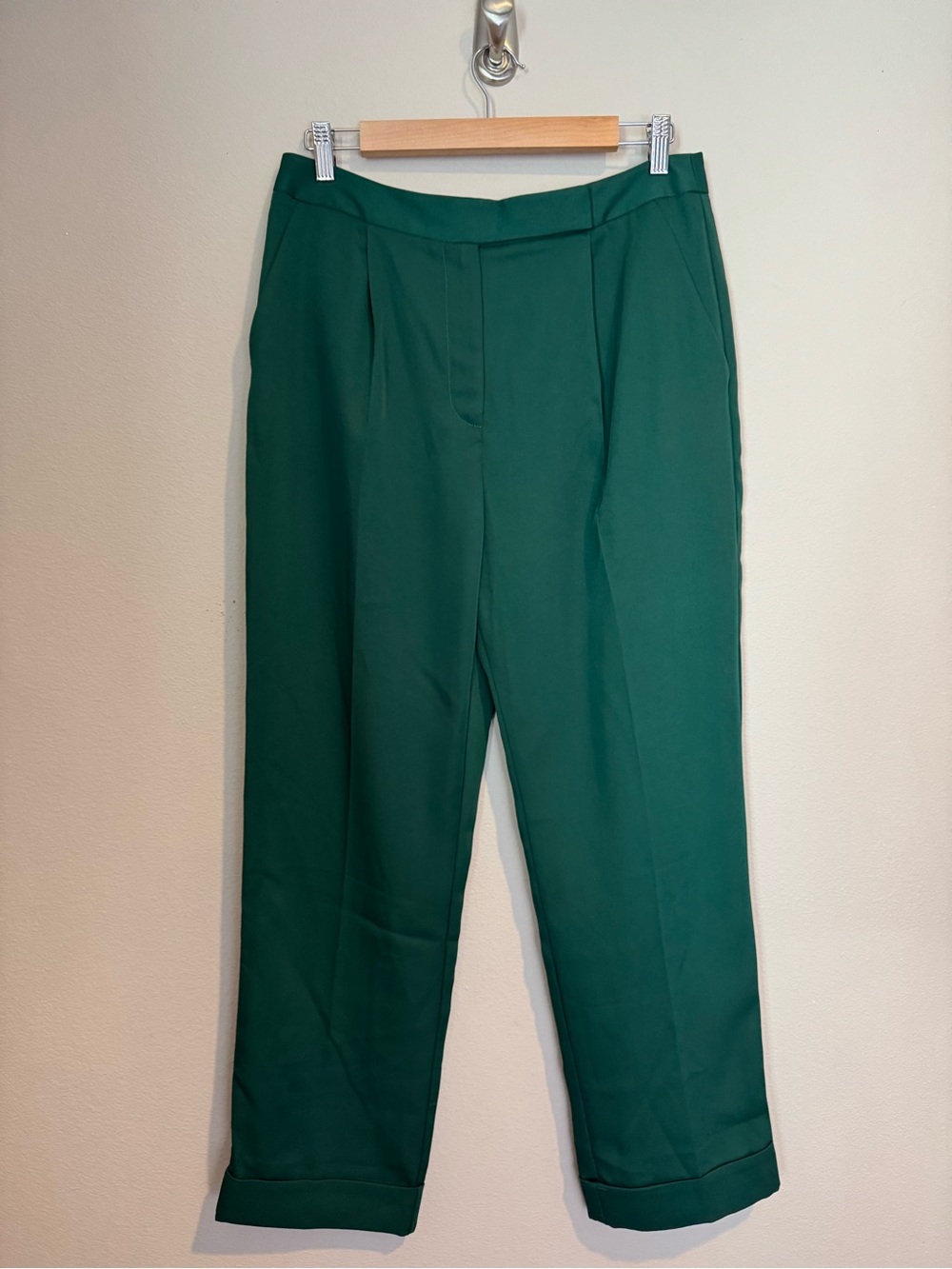 Tuckernuck Dark Green Pleated Duncan Trouser - Picture 2 of 6